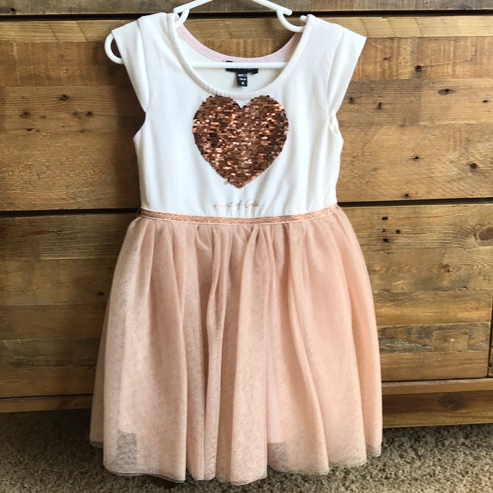Toddler girls blush tulle dress size 4.
